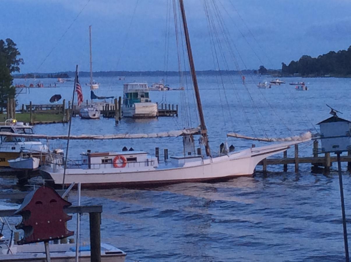 Bath Harbor Marina And Motel Eksteriør bilde